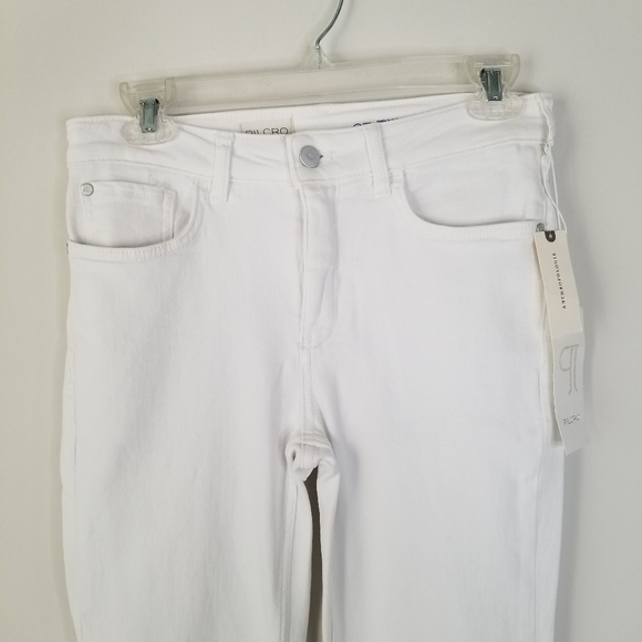 NWT Pilcro Anthropologie The Yaya Mid-Rise Crop Flare Jeans White Size 27 - Picture 6 of 16